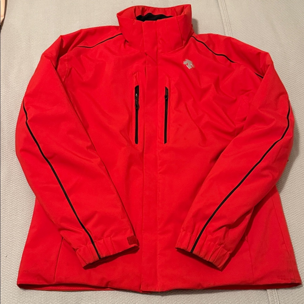 Descente Red ski Jacket with Black Accents XXL